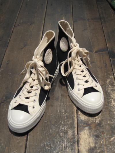 <インパクティスケリー>　SNEAKER